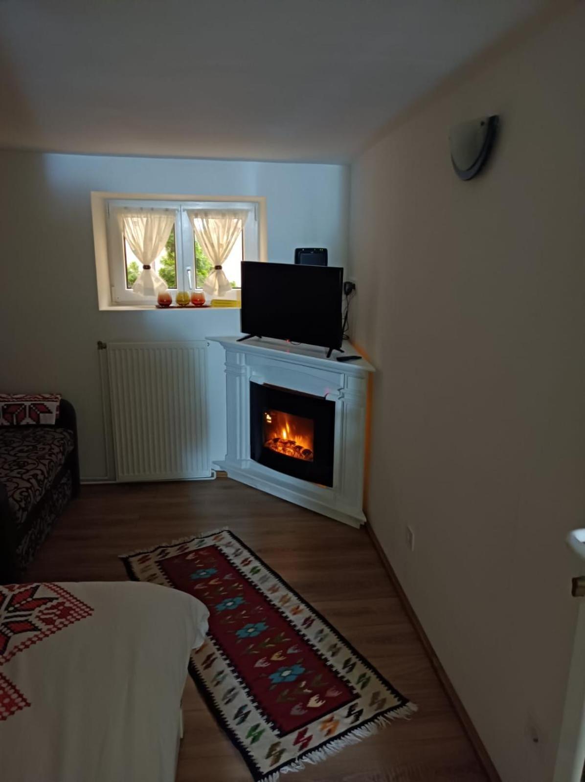 Republicii Rustic Apartament In Brasov City Center Екстериор снимка