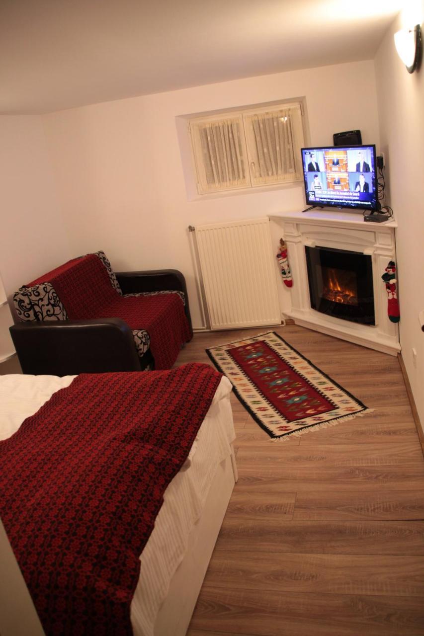 Republicii Rustic Apartament In Brasov City Center Екстериор снимка